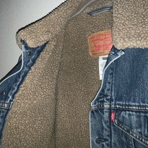 Levi's Jackets & Coats - Levis denim jacket Levi's Jackets & Coats - Levis denim jacket